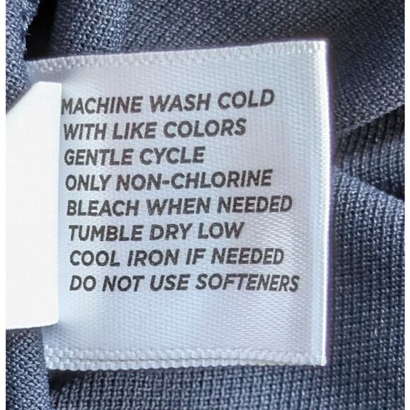 Lady Hagen Golf Top Medium Navy w/ Green Geometric Trim Sleeveless Athletic NEW - Picture 10 of 10